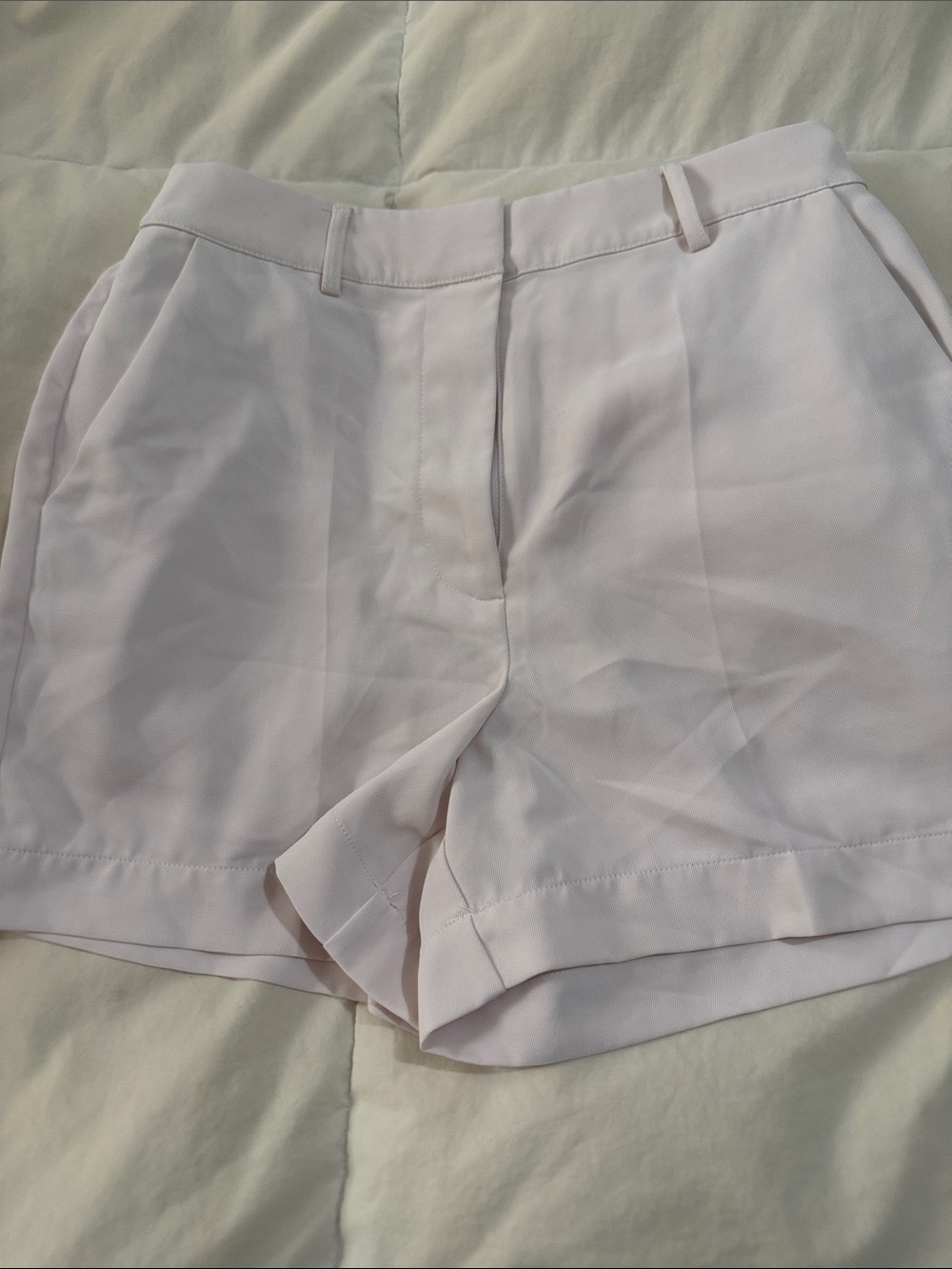 House of Harlow 1960 Cream High-Waist Pleated Shorts NWT